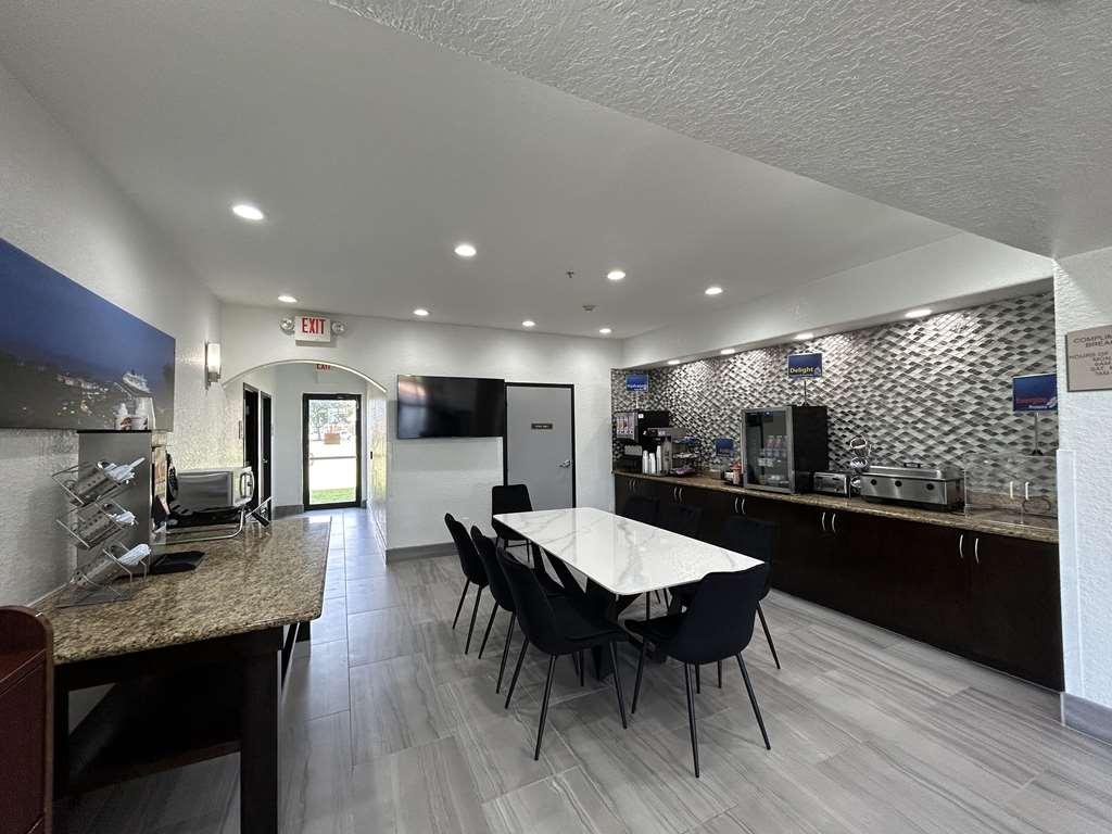 Surestay Plus By Best Western Texas City I-45 Restaurant photo
