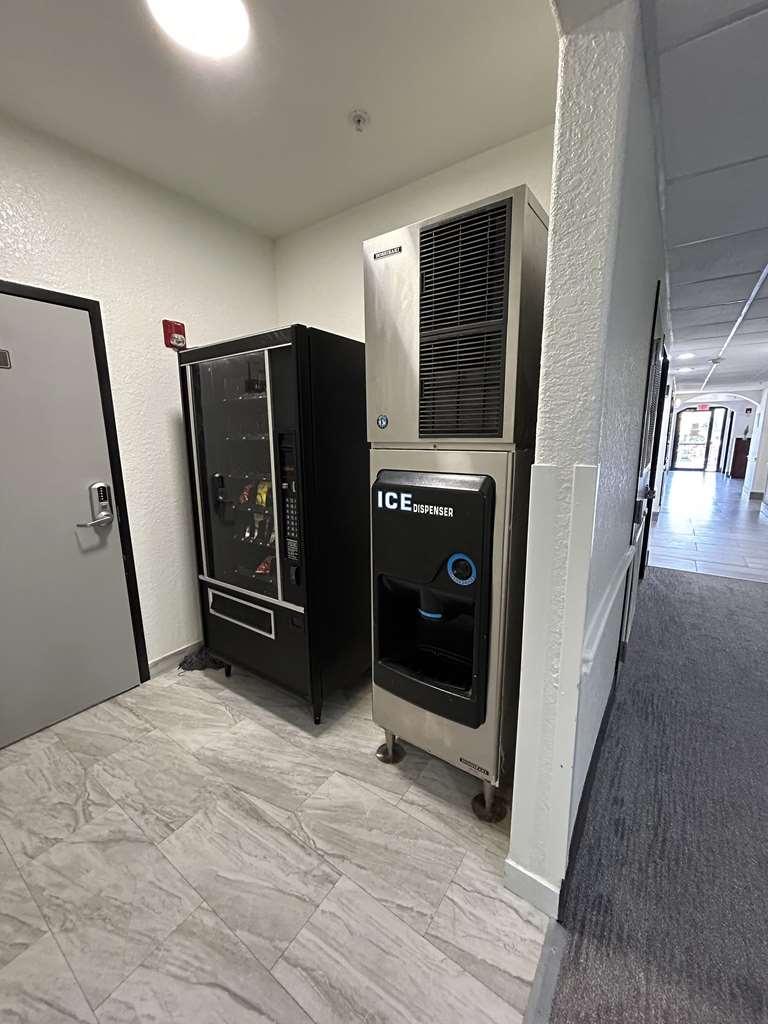 Surestay Plus By Best Western Texas City I-45 Facilities photo