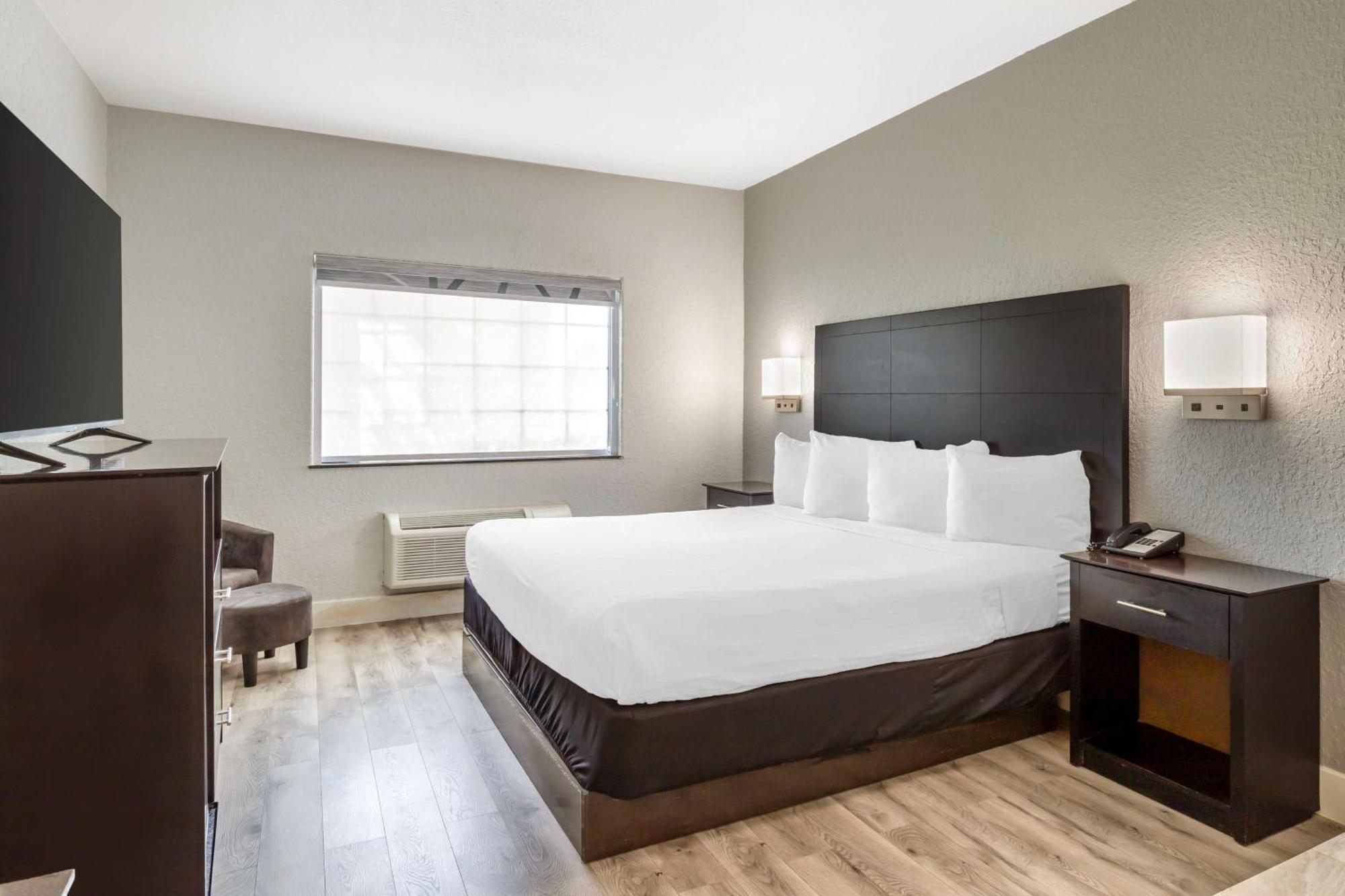 Surestay Plus By Best Western Texas City I-45 Exterior photo